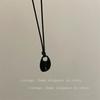 Collar con colgante negro en forma de correa para mujer, nuevo ingreso 2024, nicho de lujo, alta gama, elegante, cadena larga de lana