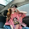 Camiseta de algodón puro con teñido anudado de bloques de color únicos, corte holgado para mujer, estilo universitario con estampado de chica de dibujos animados, longitud media, top que cubre el abdomen