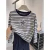 Camiseta de Manga Larga para Mujer con Diseño de Rayas, Bloques de Color y Estampado de Tres Lazos, Nuevo Top Versátil de Verano