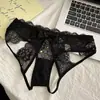 Ventas Directas de Fábrica Superventas Transfronterizos Calzones de Encaje Sexy con Lazo para Mujer de Tiro Bajo Malla Hueca Tangas Chica Picante