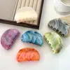 Presilha de Cabelo com Padrão de Concha Color Creme Transfronteiriça com Toque de Luxo, Presilha de Garra Iridescente, Acessório de Cabelo Elegante para Penteados Updo