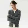Cardigan simples de cashmere para mulheres, gola V, design falso de duas peças, color blocking, abotoamento simples, modelagem que afina, jaqueta suéter versátil, moderna