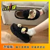 Botas de neve quentes de pelúcia, estilosas e versáteis, novo modelo 2025, fofas, de desenho animado, gato KT, com sola grossa, calçado fechado atrás, peludo, para mulheres