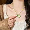 Nuevo y lindo collar de perlas de manzana verde con botón de manzana, cadena para la clavícula 2026, accesorio colorido de moda, regalo perfecto para tu mejor amiga