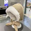 Gorro Lei Feng Otoño e Invierno para Mujer, Versión Coreana, Forro Polar, Cálido, Se Puede Usar como Gorro Bolso, Protección para Orejas, Correa, Gorro Pullover de Felpa