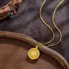 Método Antiguo Oro de Arena Diamante Incrustado Brújula de Loto Giratoria Colgante Nuevo Estilo Chino Brújula de Loto Giratoria de Ocho Tesoros Auspiciosa Cadena para Suéter