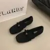 Zapatos Mary Jane de un solo color con forro polar y pajarita, estilo coreano cálido, para mujer, adecuados para uso en exteriores en Otoño e Invierno 2025