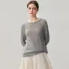 Suéter feminino de cashmere com design vazado, acabamento em lantejoulas, gola redonda, perfeito como camada base para outono e inverno, novo estilo de moda, versátil, cor sólida e top elegante