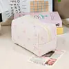 Bolsa de Maquillaje Vertical con Estampado de Oso Estilo Ins, Bolsa Almohada Portátil de Gran Capacidad para Viajes, Bolsa de Almacenamiento para Cosméticos