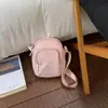 2026 Nueva Bolso Cruzado Casual para el Trabajo Mochila Pequeña de Lona de Alto Valor Bolso de Hombro Bolso para el Teléfono del Trabajo Commute Moderno