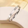 Pulseira de aço titânio galvanoplastia a vácuo pulseira de aço inoxidável que não desbota nicho versátil luxo leve alta qualidade pulseira totalmente cravejada