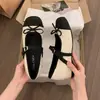 Nuevos zapatos Mary Jane de otoño con plataforma interior, pedrería, punta cuadrada, lazo, inspirados en Chanel, 2026, elegante estilo francés