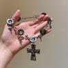 Collar Personalizado Estilo Metal Cyberpunk con Botón Calavera Oscura y Cruz para Mujer, Cadena para Clavícula con Diseño de Nicho Moderno y Genial