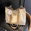 Bolsa Tote Nova Versátil de Ombro Grande Capacidade para Estudante Universitário, Uso Diário Casual, Moda de Nicho, Passeio