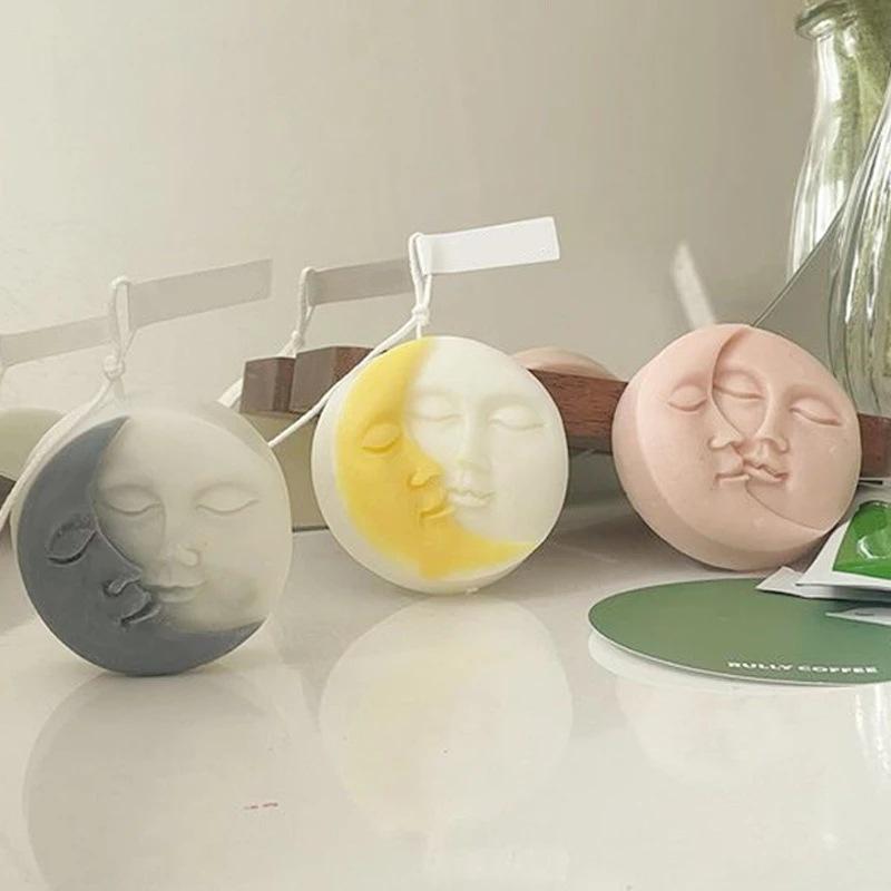 Nouvelle-lune-soleil-en-forme-