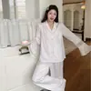 Pijama de Encaje Hueco a Rayas de Seda Helada para Mujer Primavera Verano Perezoso de Gama Alta Holgado Casual Ropa de Casa