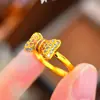 Anillo de Mujer Estilo Lujo Ligero Vintage Retro Nicho Gama Alta Dorado Arena Microincrustado Moño Rosa Melocotón, Regalo para Novia