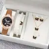 Novo Relógio de Pulso Feminino Moda Transfronteiriça Luxo Leve Quartzo Padrão Borboleta Clássico Mostrador Diamante Digital Feminino Estoque Pronto Atacado