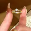 Coronando el Amor: Anillo de Boda de Doble Capa Full Diamond para Mujer, Nuevo Diseño de Nicho, Moderno y de Alta Gama, Anillo Abierto Versátil