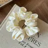 Scrunchie de Cetim com Ponto de Onda Preguiçoso Estilo Coreano com Textura de Alta Qualidade para Rabos de Cavalo e Coques, Acessório de Prendedor de Cabelo para Mulheres