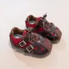 Zapatillas de entrenamiento retro alemanas para niñas, nueva colección primavera/otoño 2026, nuevas zapatillas deportivas para niños, tenis casuales y versátiles con cordones