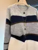 Cardigã de tricô listrado color-block estilo coreano para mulheres, jaqueta suéter de outono curta solta de manga longa, top de camada afunilador