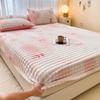 Juego de Sábana Bajera Ajustable Estampada Bubble Milk Velvet, Pieza Única, Acolchado de Pelo de Conejo, Terciopelo Coral, Protector de Colchón, Cubre Cama, Juego de Tres Piezas