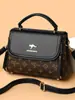 Bolso Retro para Mujer, Bolso Cruzado de Material de Flores Antiguas, Nuevo Bolso de Hombro tipo Satchel Versátil de Gran Capacidad de Gama Alta, Bolso para Madres de Mediana Edad