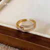 Anillo Abierto Hueco en Forma de U con Circonita Bañado en Oro Real de 18 Quilates, Anillo de Dedo Índice de Gama Alta de Nicho, Joyería Versátil y Elegante para Mujer