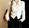 Suéter elegante com gola de pele estilo francês para mulheres, cardigã de tricô de inverno, top super popular que rejuvenesce, casaco curto de pelúcia