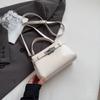 Bolsa Pequena Quadrada Texturizada para Mulheres 2025 Verão Nova Moda Simples Nicho Bolsa de Ombro Tendência Casual Bolsa Transversal