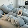 Conjunto de quatro peças em algodão lavado grau A para maternidade e bebês, conjunto de três peças liso para estudantes, estilo lençol de cama, roupa de cama personalizada para pousadas