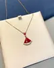 Collar de Cadena para Clavícula de Oro Claro de Alta Gama CNC Baojia con Forma de Abanico, con Calcedonia Rosa, Nácar Blanco, Lapislázuli, Oro Rosa para Mujer, Lujo Ligero