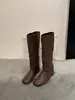 Botas francesas minimalistas de caña alta con punta redonda, nuevo modelo 2026, botas de mujer de suela plana con punta cuadrada, de caña alta