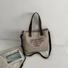 Bolsa de Lona com Letras da Moda Ins Bolsa Tote de Grande Capacidade Nicho Versátil Bolsa de Mão Bolsa de Ombro Bolsa Transversal para o Dia a Dia