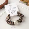 Elásticos de Cabelo de Alta Qualidade Embalados em Cartão, Scrunchies de Pérola, Faixas de Cabelo Estampadas de Leopardo Estilo Doce e Descolado, Acessórios de Cabelo para Penteados de Coque e Rabo de Cavalo