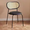 Cadeira de jantar em Rattan para uso doméstico, cadeira de jantar de luxo leve, estilo vintage, popular nas redes sociais, adequada para restaurantes de aluguel, uso comercial, cadeira com encosto em Rattan trançado retrô