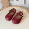 Zapatos de piel para niños 2026 otoño nuevo estilo coreano zapatos de princesa para niñas con pedrería para niñas pequeñas al por mayor