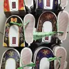 Suministros Funerarios, Ropa Fría Sacrificial, Zapatos de Papel, Suministros Funerarios Productos Semielaborados con Empaque, Fabricante de Zapatos Pequeños de Papel, Zapatos de Dragón y Fénix