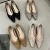 Primeiro Encontro Coleção Design de Vanguarda Sapatos Únicos de Nicho Femininos Outono 2026 Temperamento Retrô Francês Camurça Laço Boca Rasa Salto Plataforma