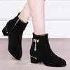 Botines cortos de ante para mujer con tacón grueso, forro de algodón, altura hasta media pantorrilla, tacón medio y aptos para madres, con forro adicional de felpa.
