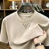 Nova Camiseta de Verão para Exportação com Gola Redonda, Pregas Texturizadas, Camada Base Casual Fina Respirável Camiseta Masculina de Manga Curta