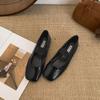 Sapatos Rasos de Fundo Plano Estilo Britânico Retro Elegante Moda Feminina 2025 Novo Primavera e Outono Versátil para Saias Sapatos Pequenos de Couro