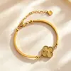 Pulsera de trébol de cuatro hojas de la suerte de acero de titanio más vendida de Amazon, chapada en oro, no se decolora, fabricante de joyería, accesorios al por mayor