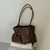 Bolsa tote retrô de grande capacidade para mulheres, nova coleção outono 2026, estilosa e chique, bolsa de ombro casual estilo coreano