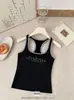Top sin mangas retro de estilo americano con bloques de color picantes y almohadillas en el pecho, diseño de espalda descubierta, hermoso tirante en la espalda Camisola para mujer