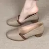 Zapatos de Salón Bajos Retro Estilo Francés Modelo Nuevo 2026 Piel Suave Suela Suave Sin Cordones Punta Redonda Tacón Grueso Versátiles para Viajar y Mamá