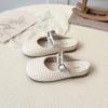 Zuecos Tejidos Versátiles de Moda para Niñas con Punta Cerrada, Nuevo Estilo Primavera y Otoño 2025 para Niños Pequeños con Letras de Pedrería y Pantuflas de Punta Cerrada con Suela Suave