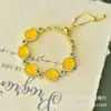 Suministro de transmisión en vivo pulsera de calcedonia blanco hielo pulsera de mujer huevo de paloma superficie de anillo grande moda moderna retro