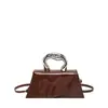 Bolso cuadrado pequeño de mano con temperamento transfronterizo para mujer 2026 nuevo bolso de hombro simple de lujo ligero tendencia de viaje bolso cruzado de nicho